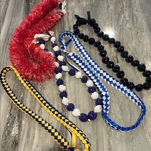 5 Authentic Hawaiian Leis Kokua nut & various